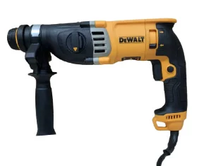 دریل چکشی سه کاره 900 وات دیوالت مدل D25144K