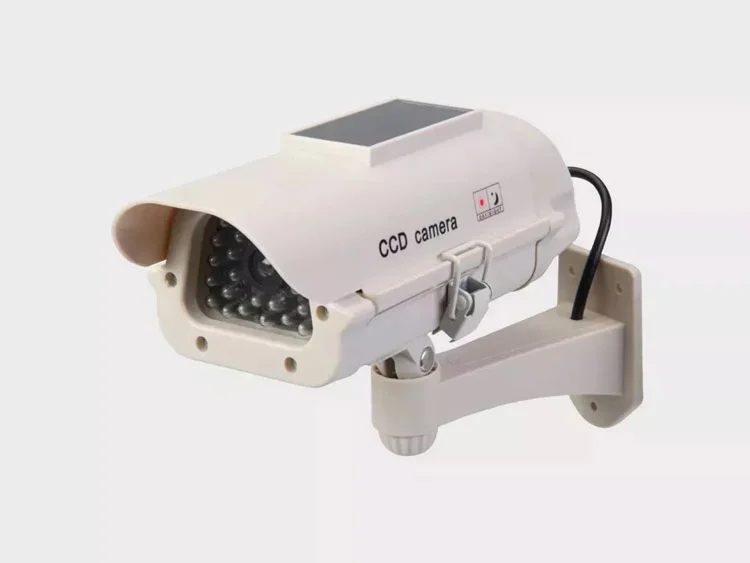 دوربین مداربسته خورشیدی تقلبی