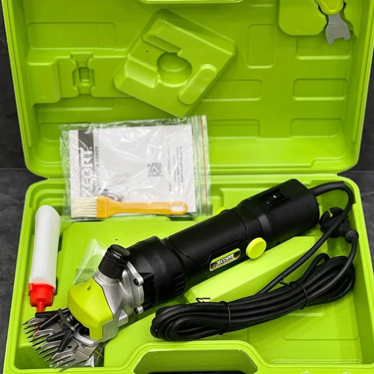 پشم چین مخصوص سگ و سایر حیوانات