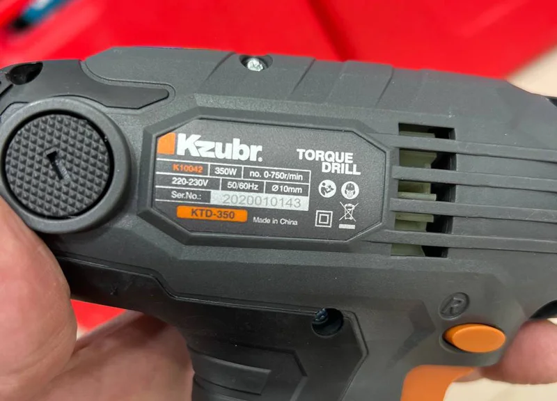 مشخصات پیچ گوشتی برقی زوبر